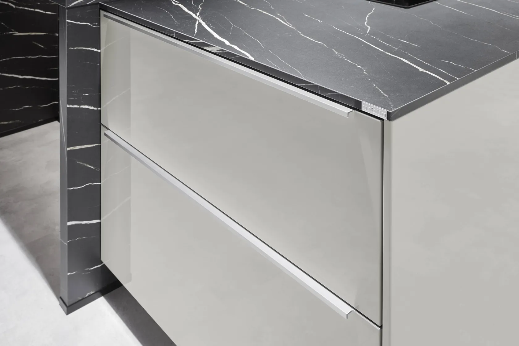 Kutchenhaus Novalux Satin Grey High Gloss 3